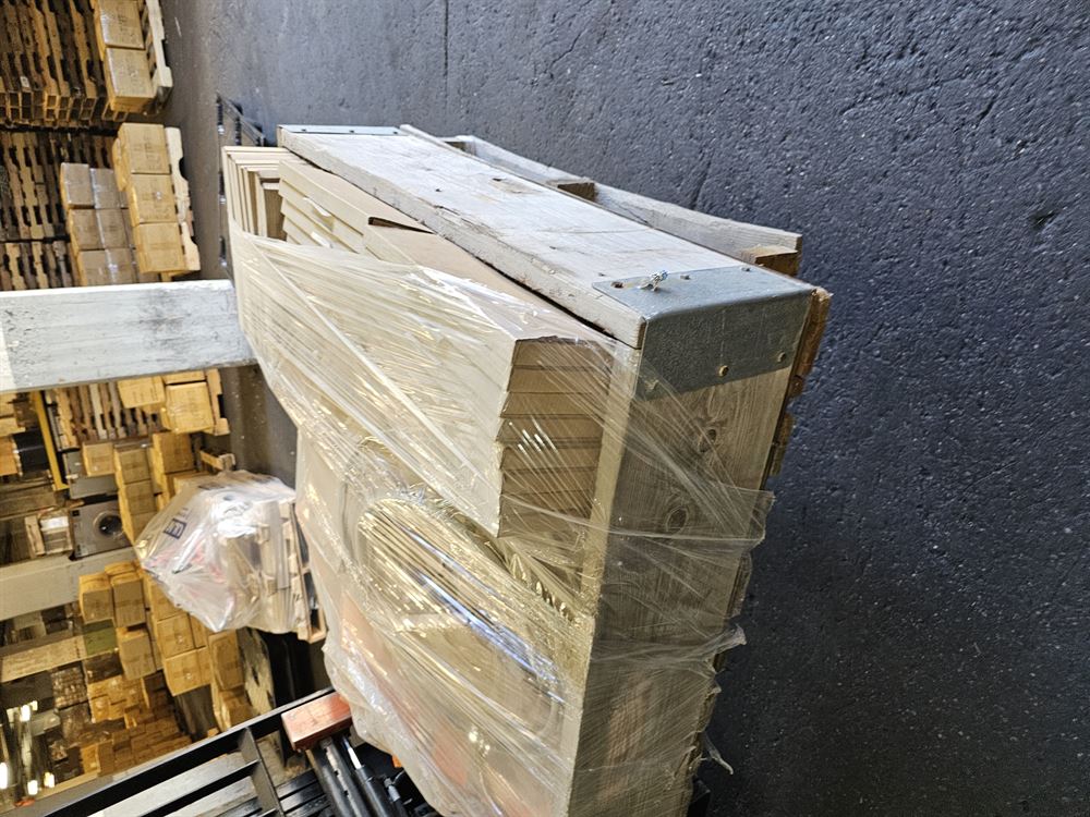 Lot of approx 10 tons of Lamons Metal Risk Gaskets and Spiral Wound Gaskets