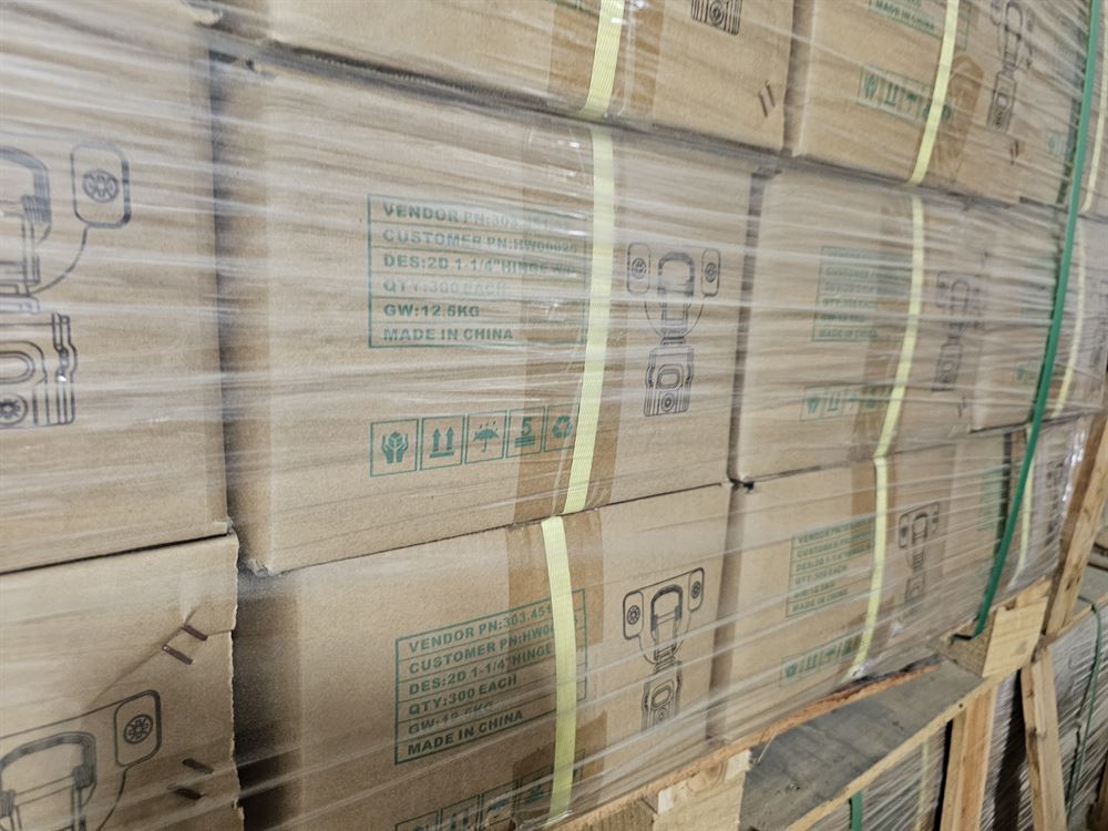 Approx 74 tons of Concealed Cabinet Hinges 1/2" and 1-1/4" - Hardware Resources