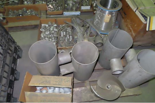 Assorted stainless fittings