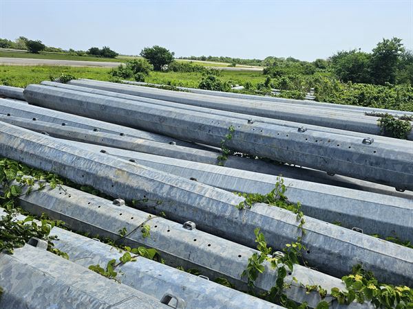 Galvanized Utility Poles (Assorted) - 150 count - TAPP