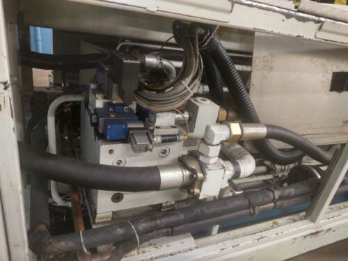 750 Ton Engel 1999 Hydraulic Injection Molding Machine Model 4550/750AH