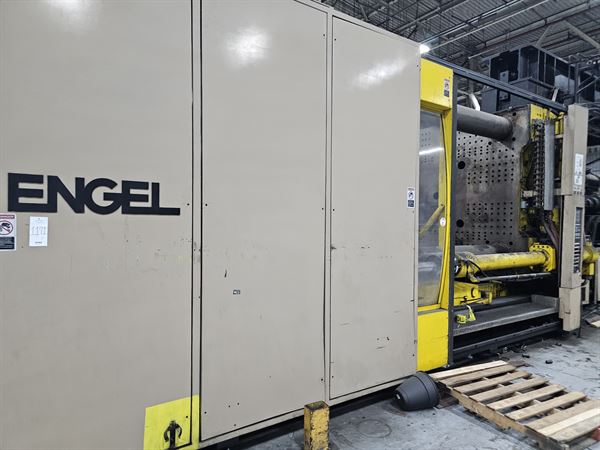 2500 Ton Engel Duo Injection Molding Machine, Year 2000