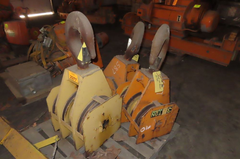 HOOK, 30 TON, AND BLOCK SPREADER BAR