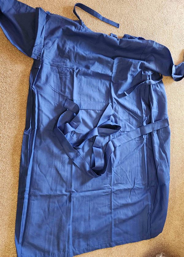 Saddle Back - Cloth Isolation Gowns